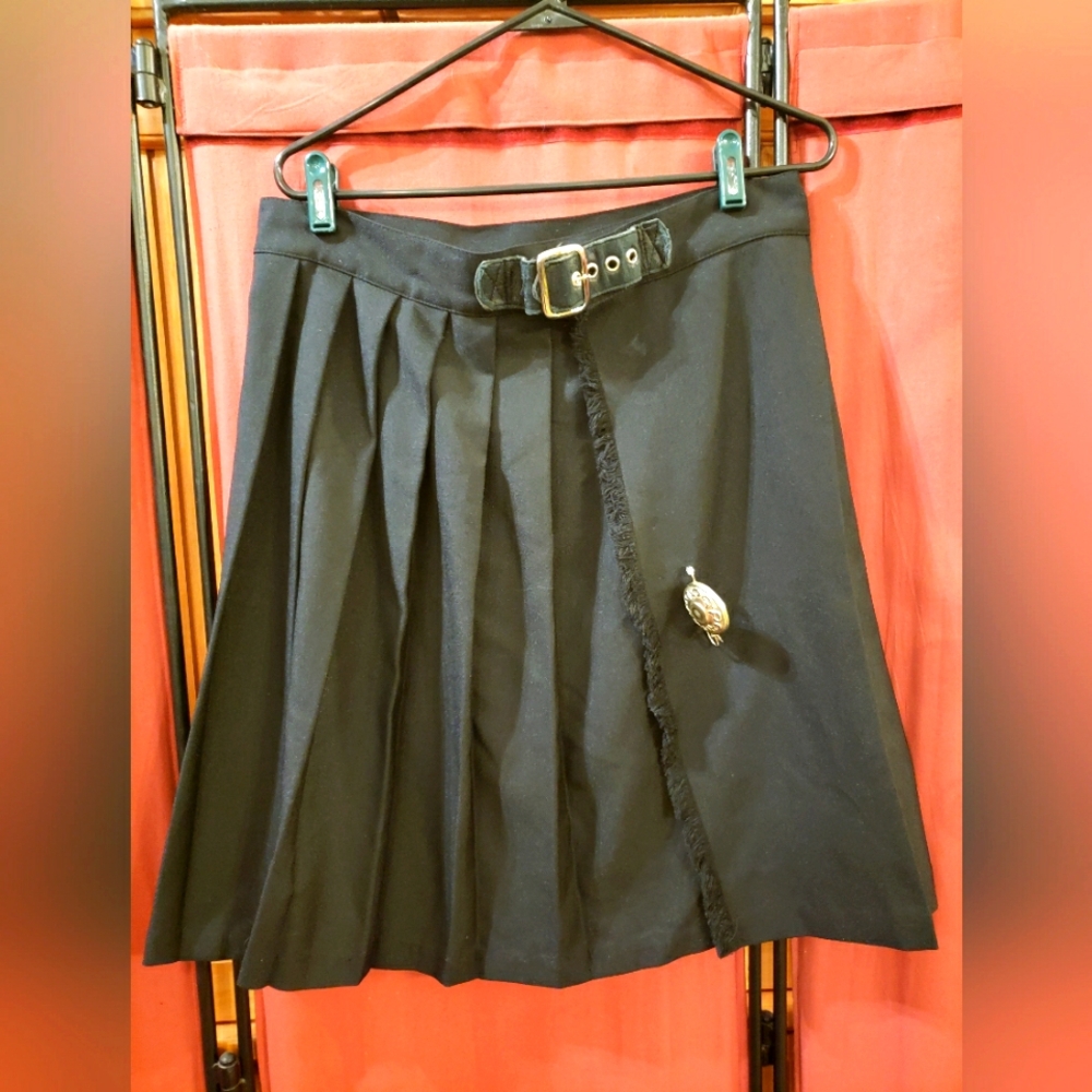 Lip Service black dress kilt pleated unisex mens size M goth punk